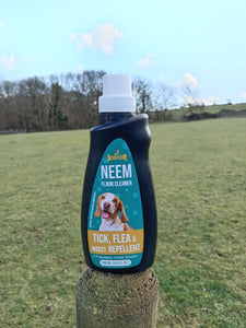 Dogz & Dudez Herbal Neem Floor Cleaner- Anti Tick, Flea and insect Repellent - Pet Floor Cleanser for the Home, Kennels, Catteries, Rabbit Hutches, Aviaries, Stables and Barns.
